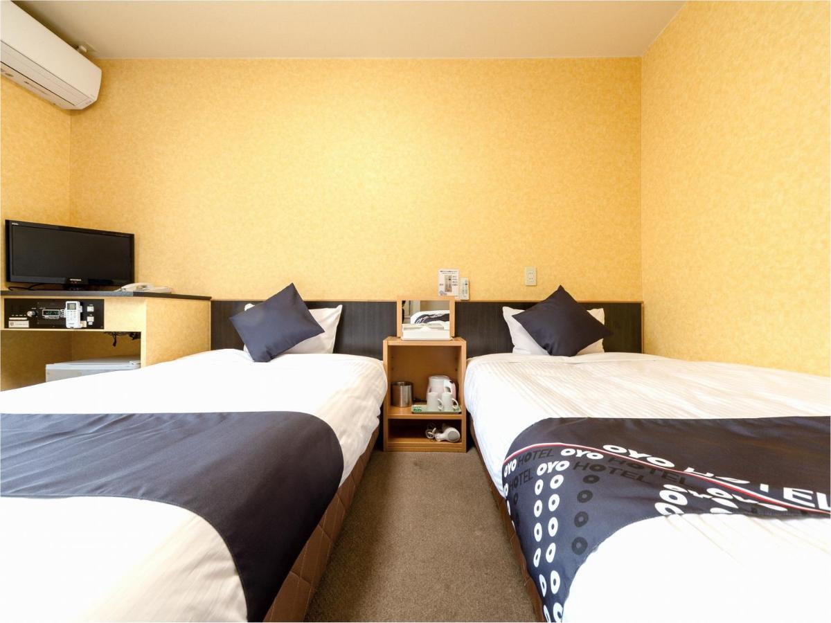 Business Hotel Yanagi Kitakyushu Kokura Экстерьер фото