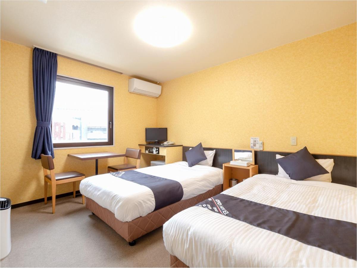 Business Hotel Yanagi Kitakyushu Kokura Экстерьер фото