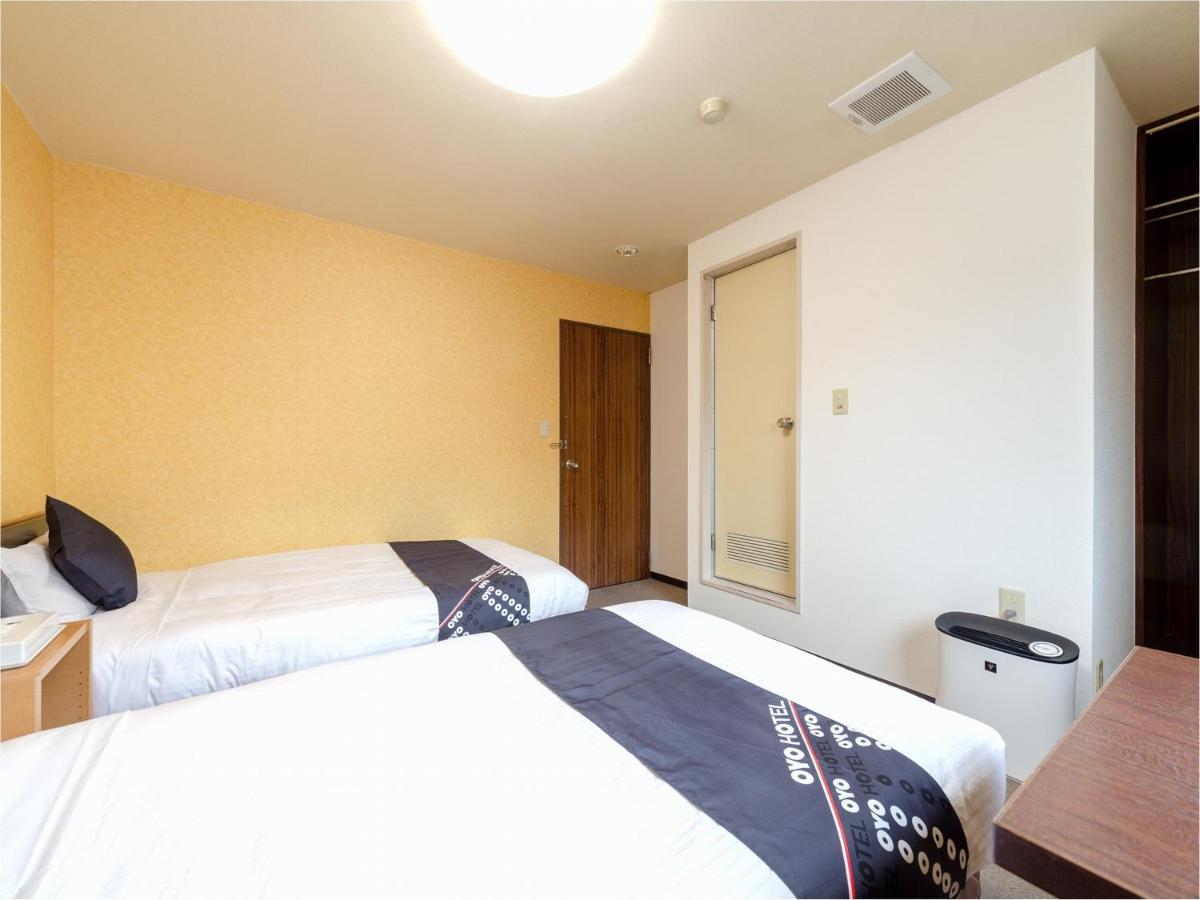 Business Hotel Yanagi Kitakyushu Kokura Экстерьер фото