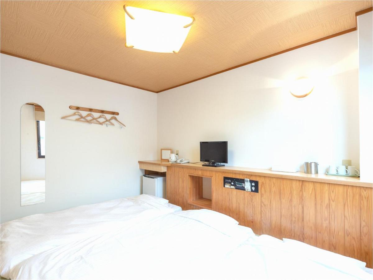 Business Hotel Yanagi Kitakyushu Kokura Экстерьер фото