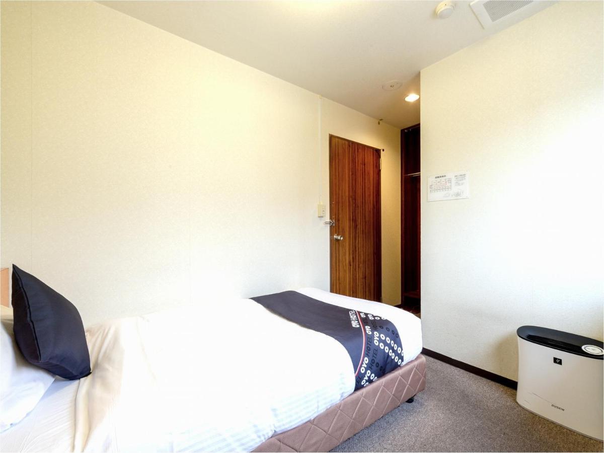 Business Hotel Yanagi Kitakyushu Kokura Экстерьер фото